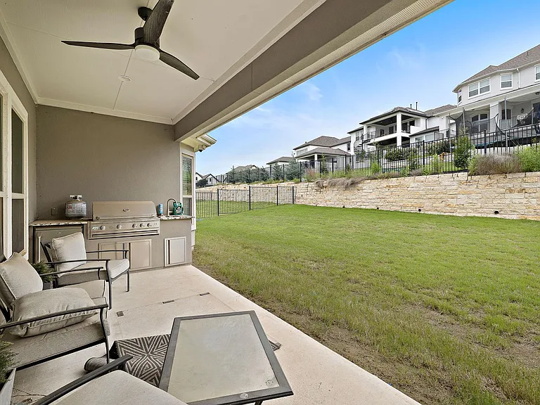 4705 Napoli Shore Dr — Photo 35
