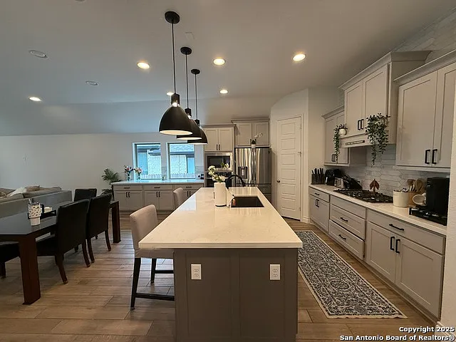 2216 Prado Dr — Photo 12