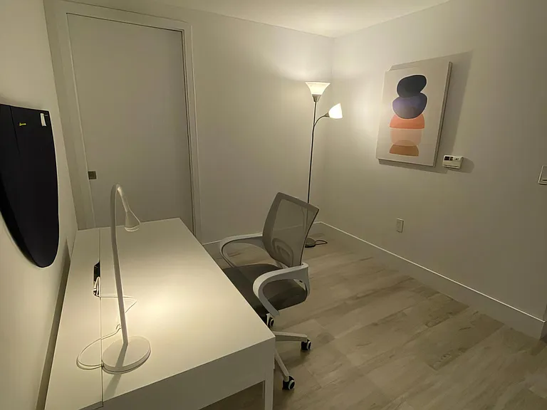 121 NE 34th St #1703 — Photo 19