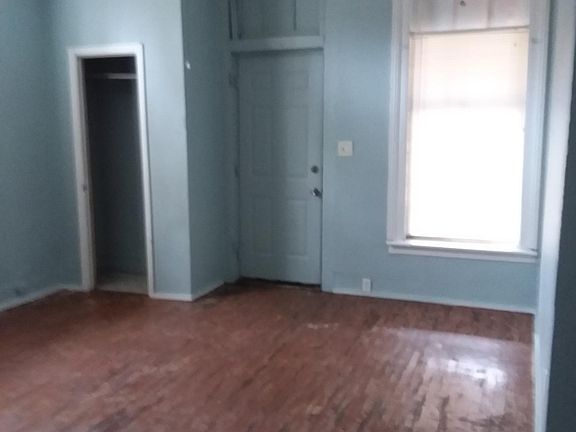 Main Room & Closet
