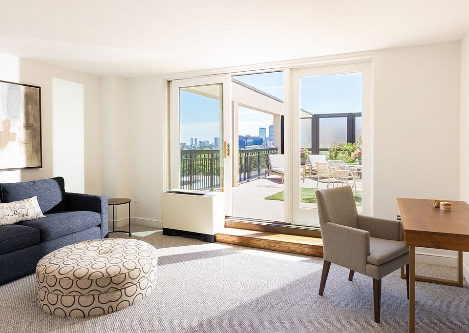 1st image of 50 Longwood Ave #Penthouse 1118