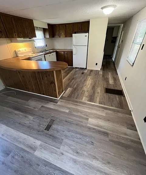 116 Green Ave — Photo 4