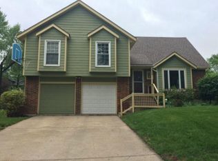 2102 S Kenwood St, Olathe, KS 66062