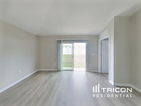 2nd image of 2984 Hanging Valley Ln