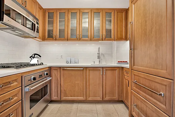 Rented by New York Residence | media 3