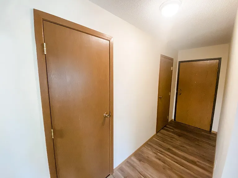 Heritage Apartments — Photo 11