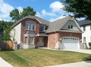 450 N Emery Ln, Elmhurst, IL