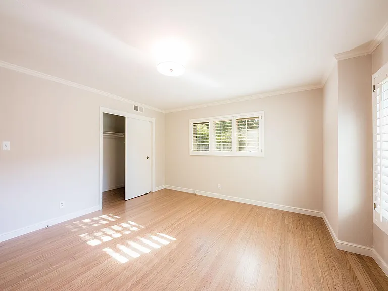 30 Knightwood Ln — Photo 24
