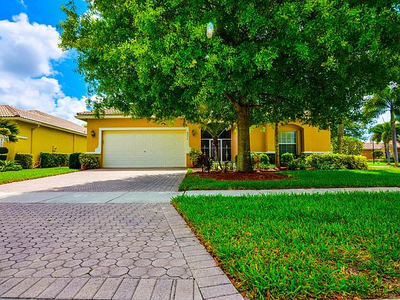 2nd image of 8256 Grand Messina Cir