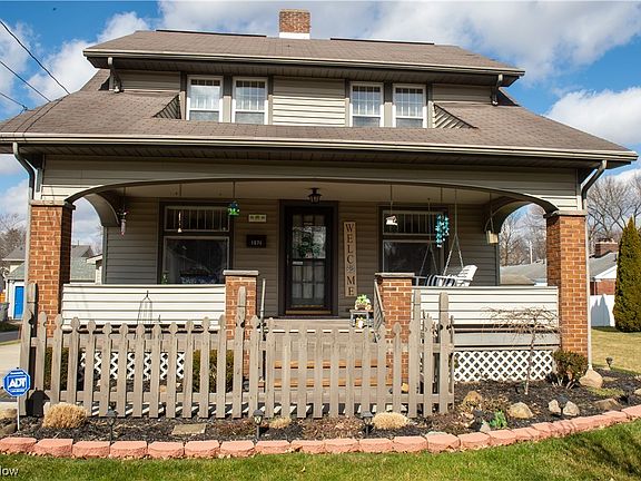 4th image of 1678 Wakefield Ave