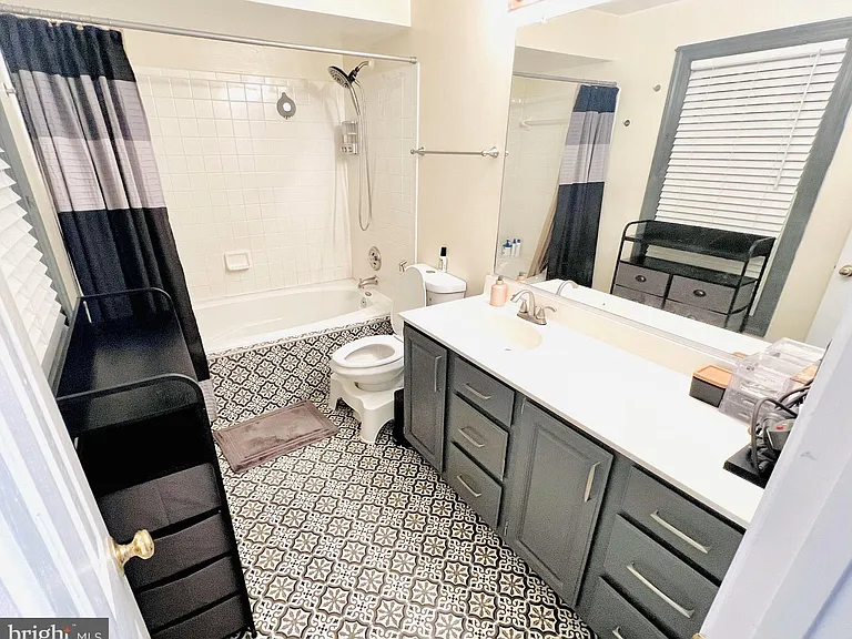 12225 Fairfield House Dr #112C — Photo 6