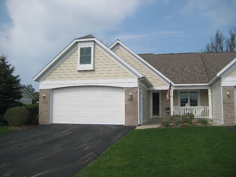 1st image of 348 Timberlake Dr W