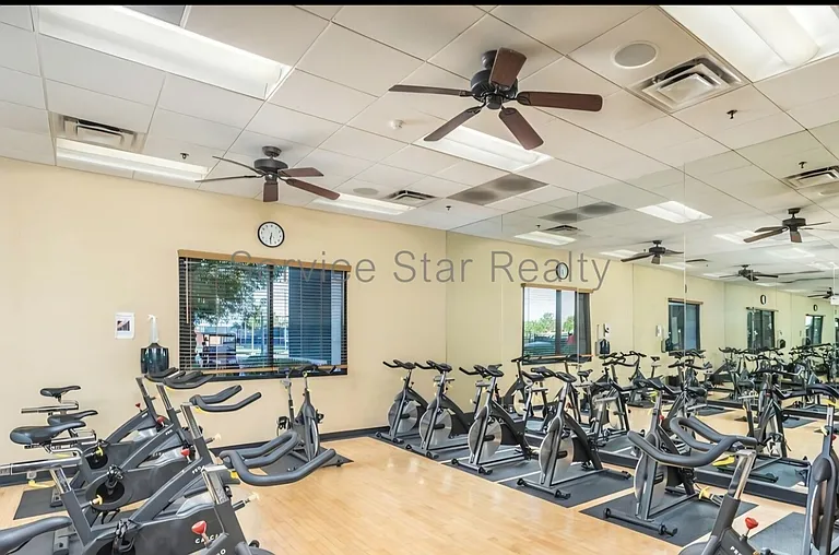 42181 W Basie Ln — Photo 32