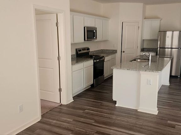 2nd image of 944 Rift Valley Dr