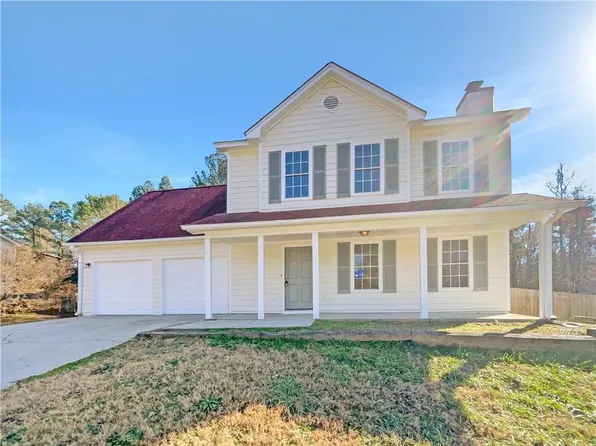 318 Crosswalk Dr, Auburn, GA 30011