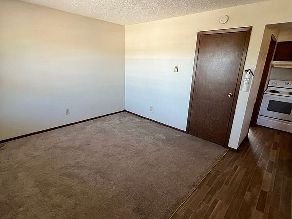 4th image of 1210 N 39th St #8