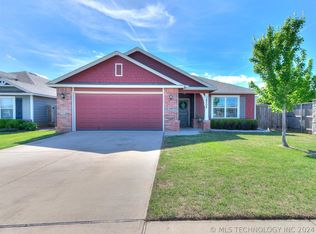 14502 E 114th St N, Owasso, OK 74055