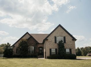 204 Allen Dr, Greenbrier, TN 37073
