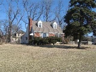 1st image of 9120 W 103rd St