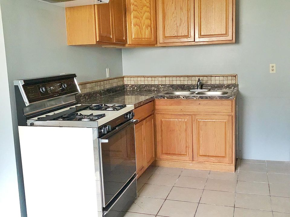 2nd image of 8813 18th Ave S APT 2