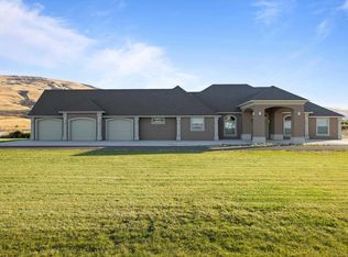 66105 W Island View Pr NW, Prosser, WA 99350