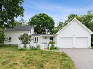 154 W Main St, Yarmouth, ME 04096