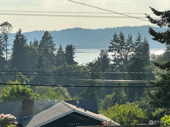 1620 257th Place, Des Moines, WA 98198