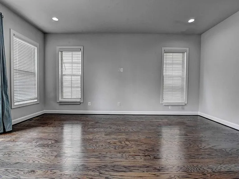 42055 Darlene Pl — Photo 45