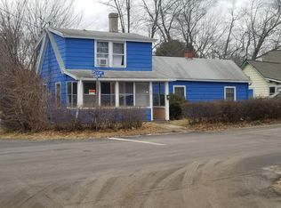 29 Pleasant St, Norwich, CT 06360