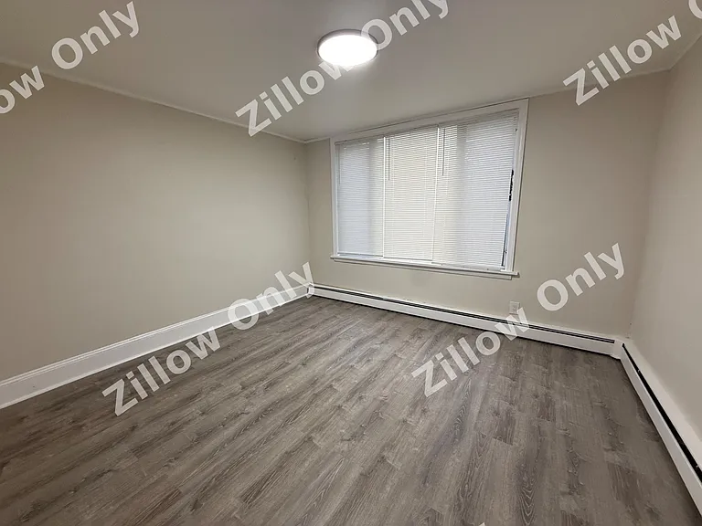 739 Cherry St — Photo 6