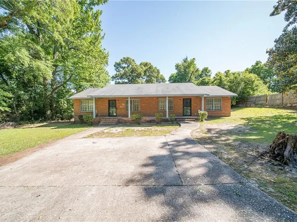 2067 N Andrews Cir, Columbus, GA 31903