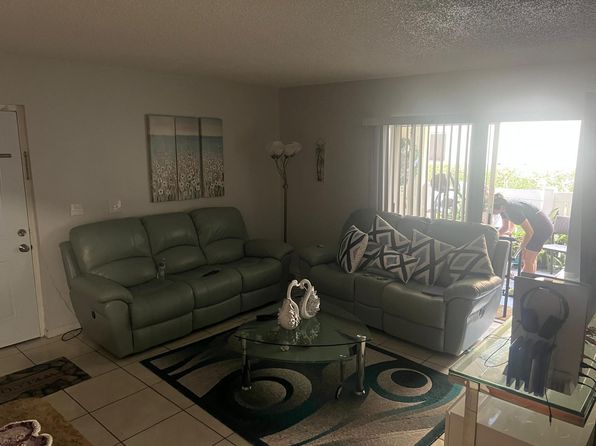 18850 NW 57th Avenue #108, Hialeah, FL 33015