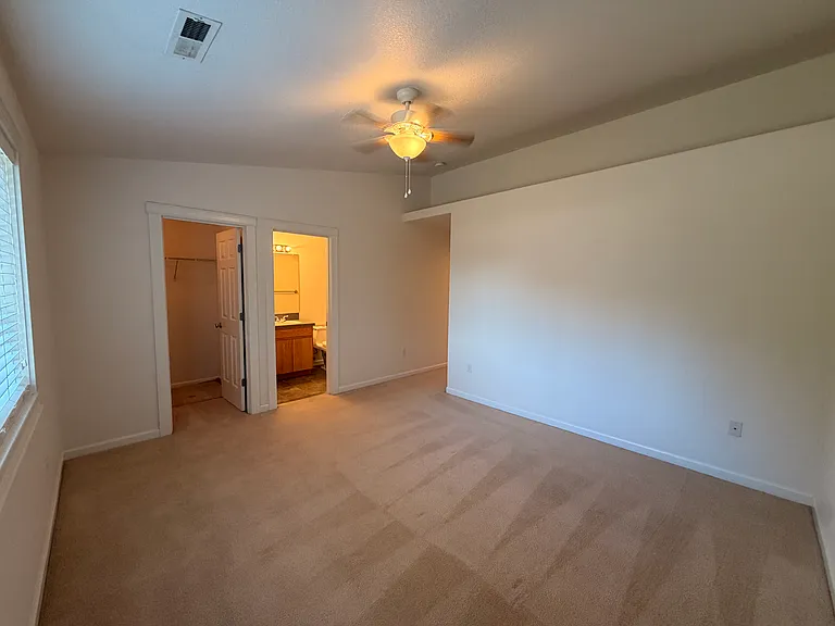 4805 NW Washington St — Photo 26