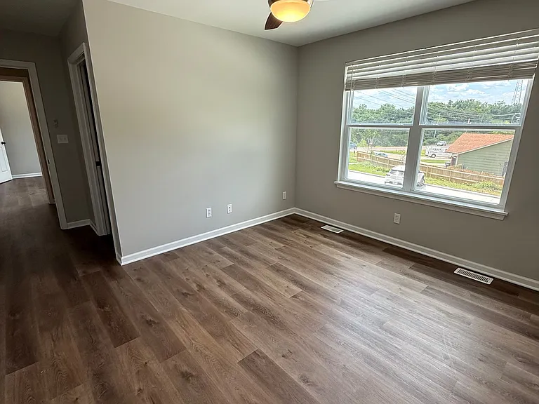 1301 McKee St #102 — Photo 5