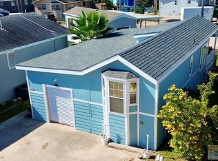 748 E Clam Cir, Port Isabel, TX 78578