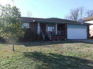 1258 E Smith St, Springfield, MO 65803