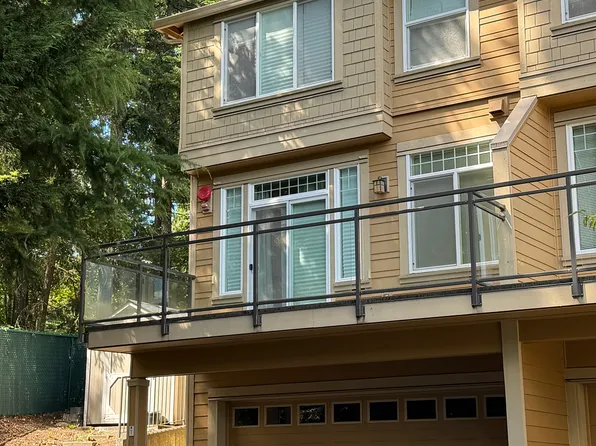 23300 SE Black Nugget Rd Unit J1, Issaquah, WA 98029