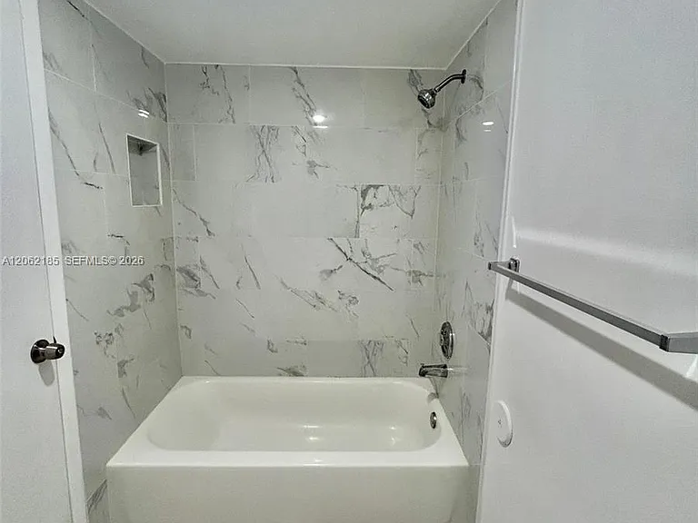 1186 Coral Club Dr #1186 — Photo 5