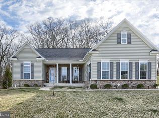 294 Poplar Dr, Boiling Springs, PA 17007