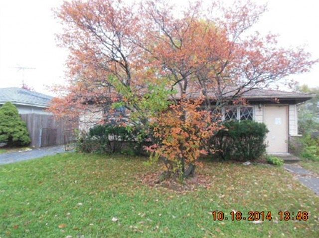 1st image of 1343 Balmoral Ave
