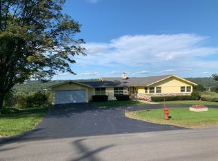 90 Smith St, Canajoharie, NY 13317