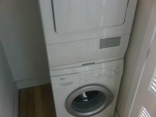 Rented by Metro Realty NY Inc | media 21