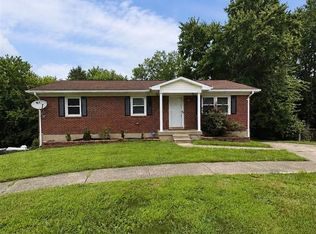 108 Wedgewood Ct, Radcliff, KY 40160