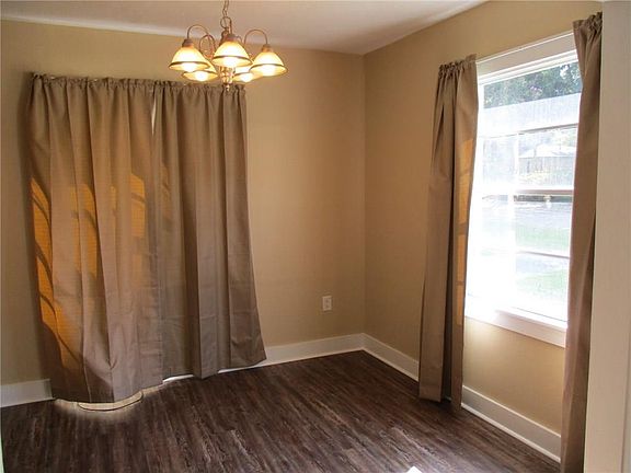 4th image of 1507 Creed St