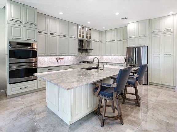 2nd image of 15708 Glencrest Avenue