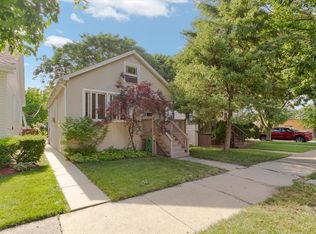 5754 N Moody Ave, Chicago, IL 60646
