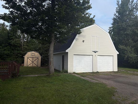 2nd image of 122 Crockett Rd