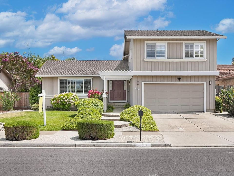 1st image of 1284 Montmorency Dr