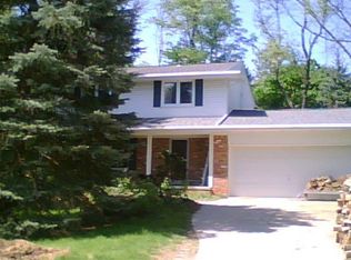 46090 Norton Ct, Northville, MI 48167