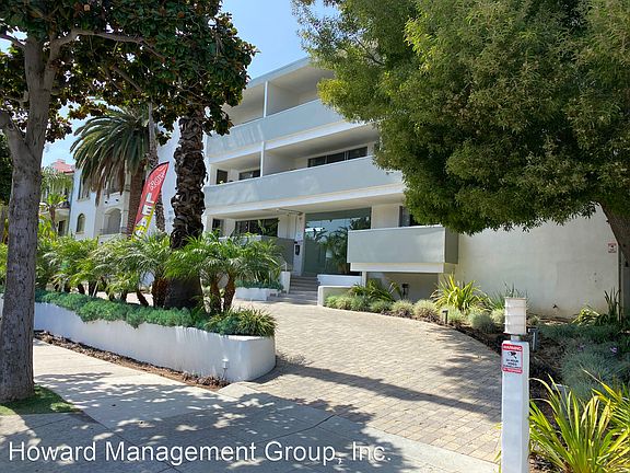2nd image of 537 San Vicente Blvd APT 206